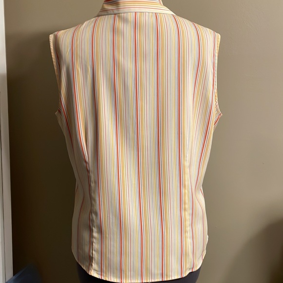 Ninety sleeveless blouse - Picture 3 of 3